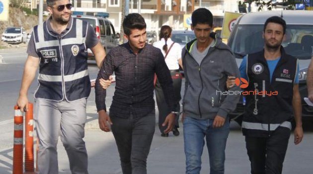 Zehir tacirleri tutuklandı