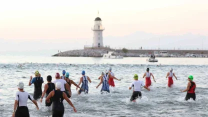 34. Uluslararası Alanya Triatlonu tamamlandı