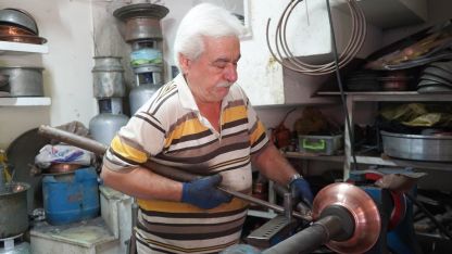 54 yıllık bakır ustası: Doğru kullanılırsa bakır şifa kaynağıdır