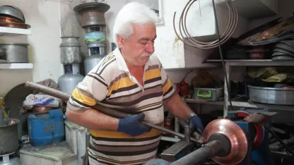 54 yıllık bakır ustası: Doğru kullanılırsa bakır şifa kaynağıdır