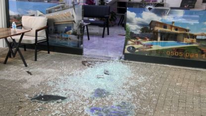 Gayrimenkul ofisinde silahlı kavga: 2 ölü, 1 yaralı