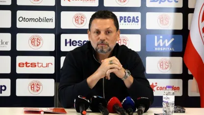 Erol Bulut: 3 günde 1 maç olduğunda Federasyondan izin istiyoruz yine kazanamıyoruz
