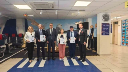 Aksu Uçak Okulu’na modern kütüphane ve etüt odası