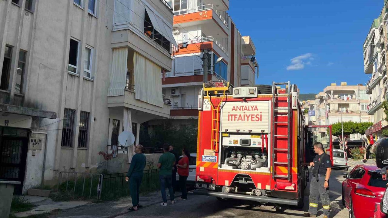 Alanya’da evin banyosunda çıkan yangın korkuttu
