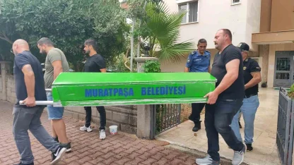 Annesiyle birlikte yaşadığı evde ölü bulundu
