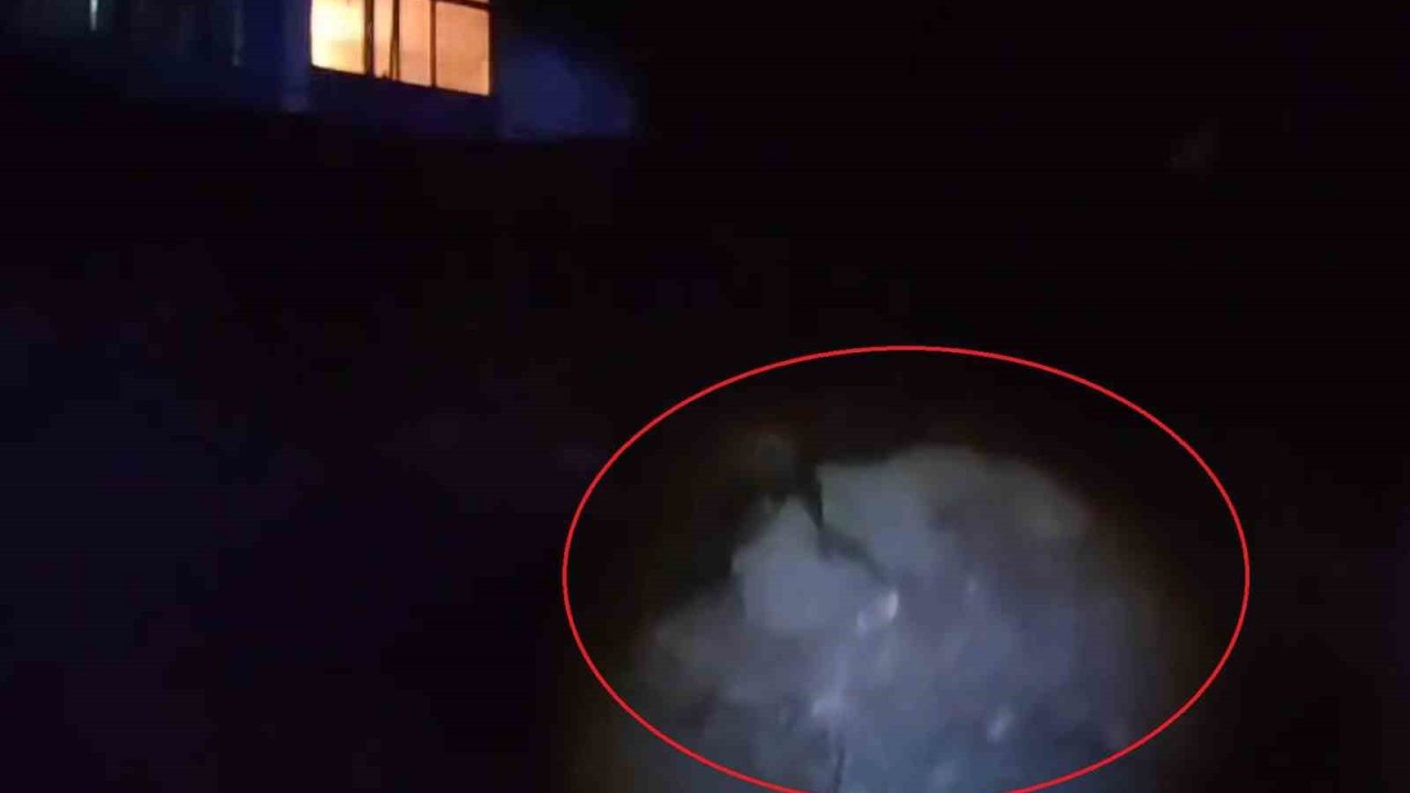 Antalya’da inşaat kazı çalışmaları sırasında toprak kayması: Bir ev tahliye edildi