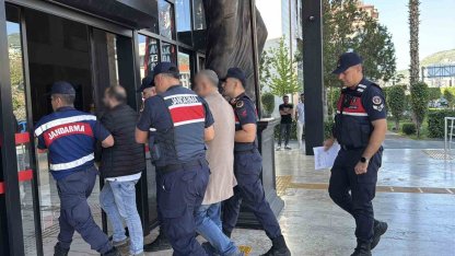 Antalya’da sahte pasaportla 24 milyon liralık arsa vurgunu: 6 gözaltı
