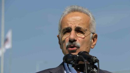 Bakan Uraloğlu: "Antalya’nın kalbine giden yolları açarken sevgi, hizmet ve kararlılıkla bu güzel şehri geleceğe taşıyacağız"