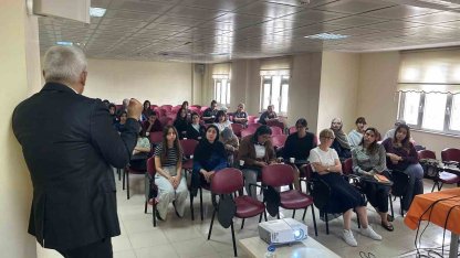 Başhekim Opr. Dr. Mehmet Deniz’den "Kadın Sağlığı ve Hijyen" semineri