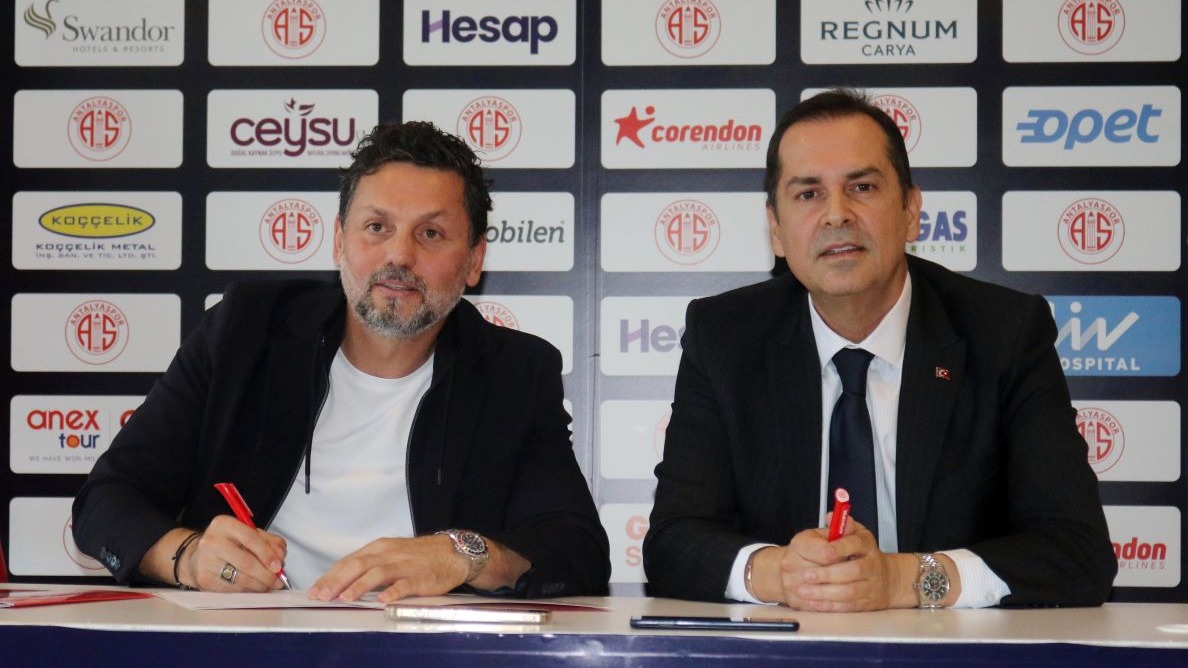 Hesap.com Antalyaspor&#039;da Erol Bulut ile 2 yıllık sözleşme imzalandı