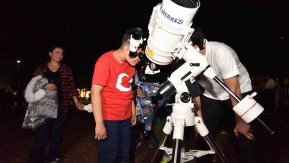 Kepez’de "Cumhuriyet ve Bilimle Gece Gözlemi" etkinliği