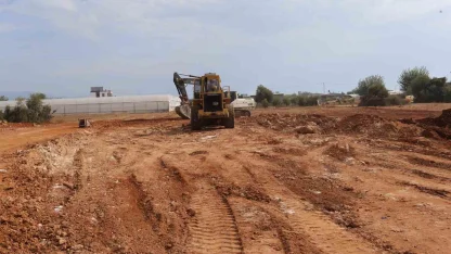 Kepez’in Zeytinlik Mahallesi’ne yeni pazar yeri geliyor