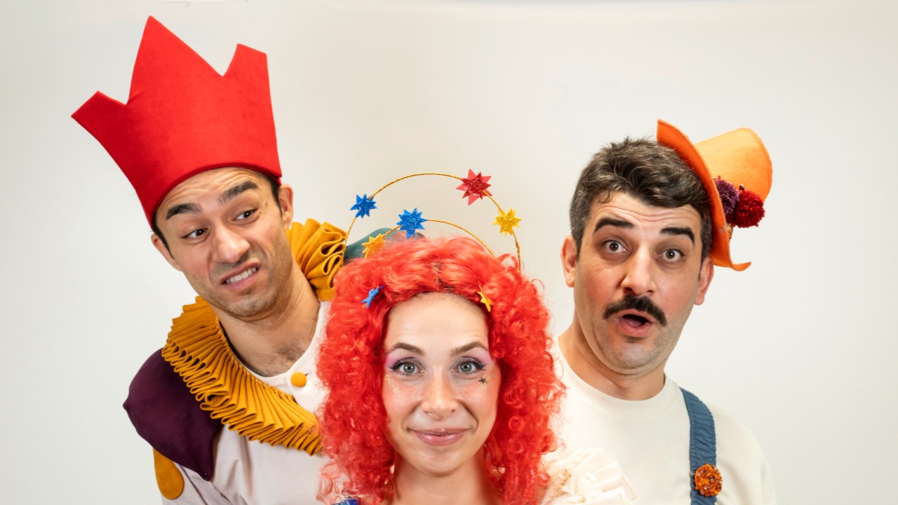 &#039;Kırmızı Cüce&#039; çocukları güldürecek