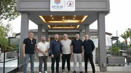 KKTC heyeti plajlarla ilgili uygulamaları görmek için Muratpaşa’da