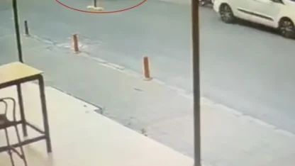 Kontrolden çıkan motosiklet duvara çarptı: 1 yaralı