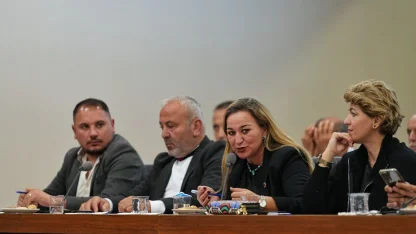 Konyaaltı Muhtarlar Meclisi’nde mahallelerin sorunları ve çözüm önerileri ele alındı