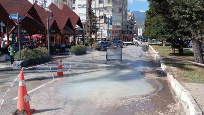 Kumluca’da içme suyu borusu 1 ayda 5 kez patladı