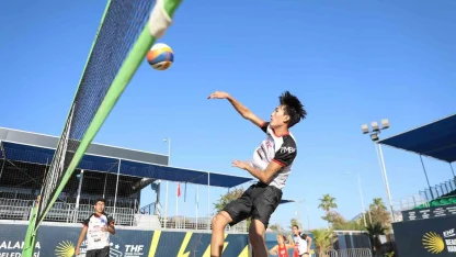 Moğolistan U16 plaj voleybolu milli takımı Alanya’da kampa girdi