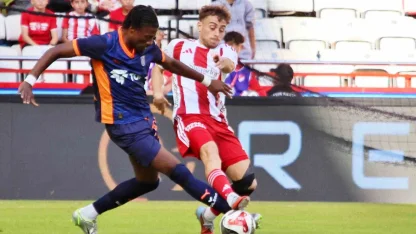 Trendyol Süper Lig: Antalyaspor: 0 - RAMS Başakşehir: 2 (İlk yarı)