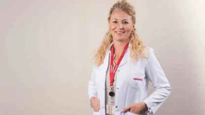 Uzman Doktor Şirin Elmi: "Eller mikropların vücuda giriş kapısıdır"