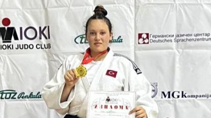 Efsa Ceylin Göl'den altın madalya