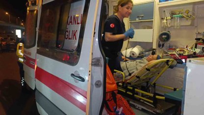 Antalya’da iki otomobil çarpıştı: 1 yaralı