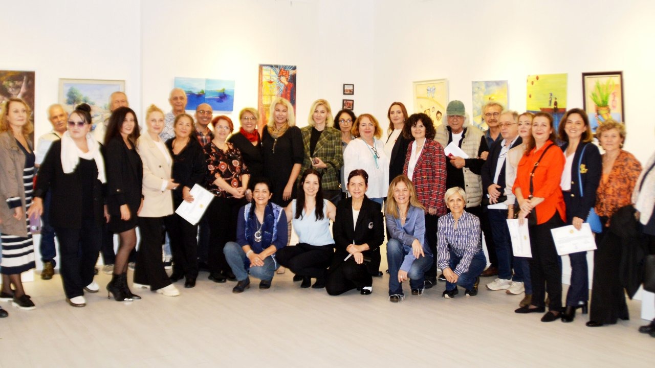 Antalya&#039;da &#039;umut ışığı&#039; sergisi