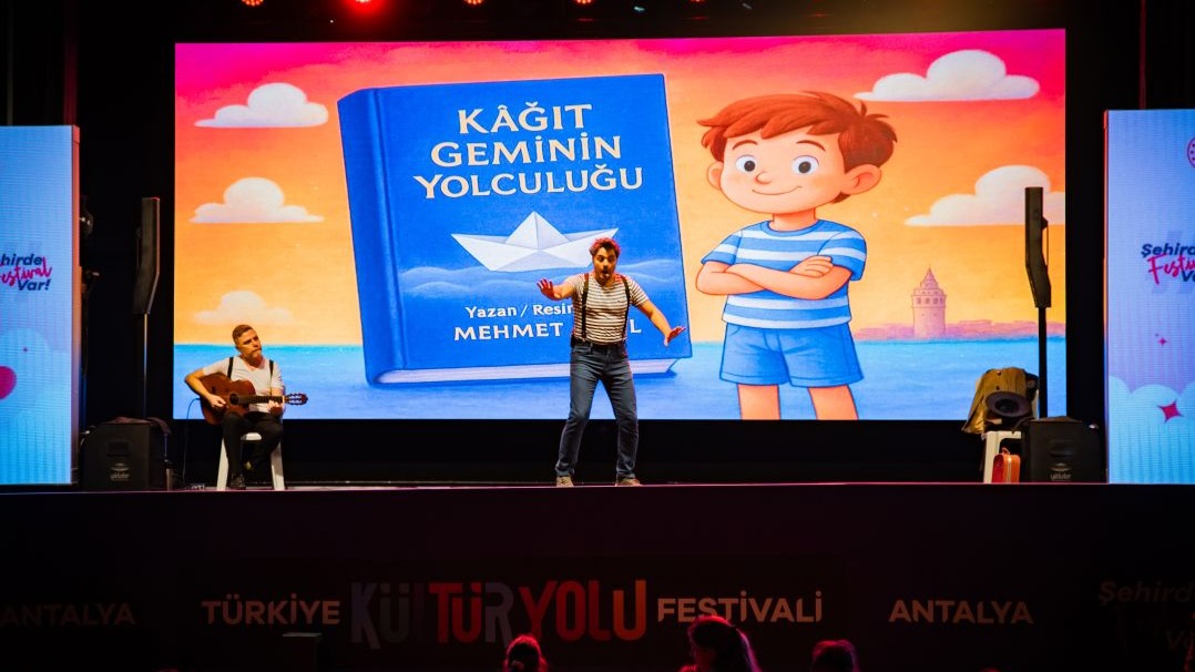 Antalya&#039;nın kültür sanat yolculuğu hız kesmiyor
