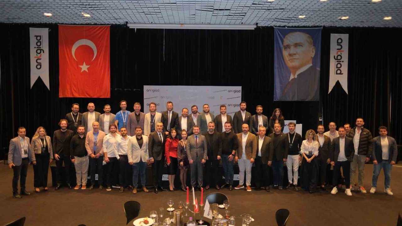 ANTGİAD’dan &quot;başarı ve batış hikayesi&quot; üzerine özel söyleşi