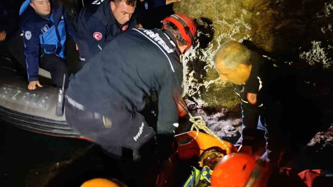 Falezlerden düşen şahıs AFAD ve itfaiye tarafından kurtarıldı