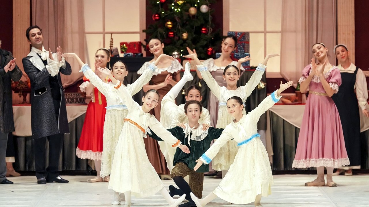 Fındıkkıran balesine yoğun ilgi