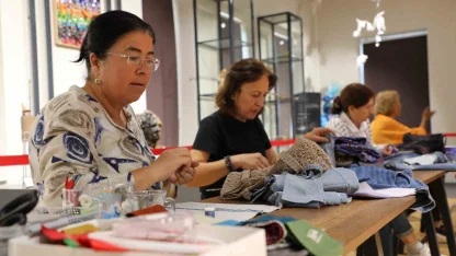 İleri dönüşüm ile eski kıyafetler ve tekstil atıkları değerleniyor