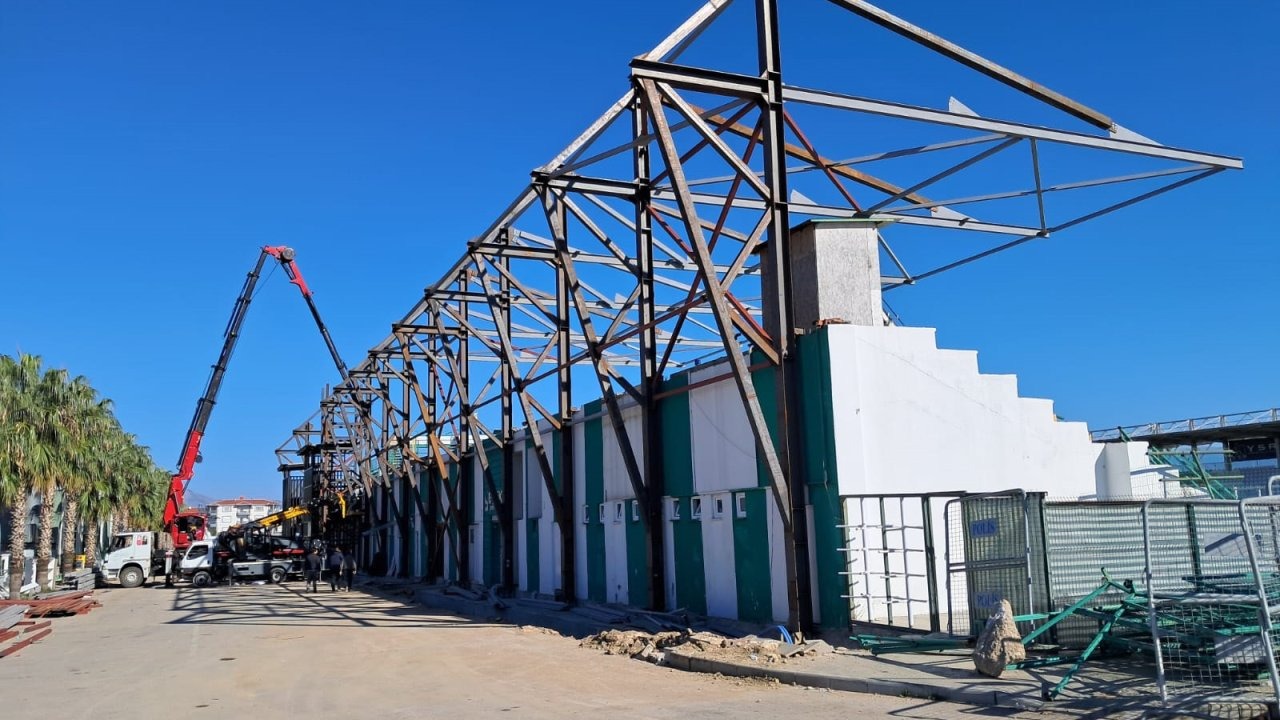 İsmail Ogan Stadyumu&#039;nda çalışmalar sürüyor