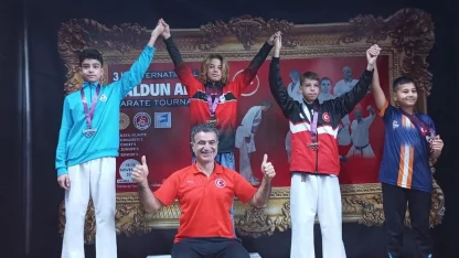 Kemer Belediyesi Karate Takımı’ndan 9 madalya