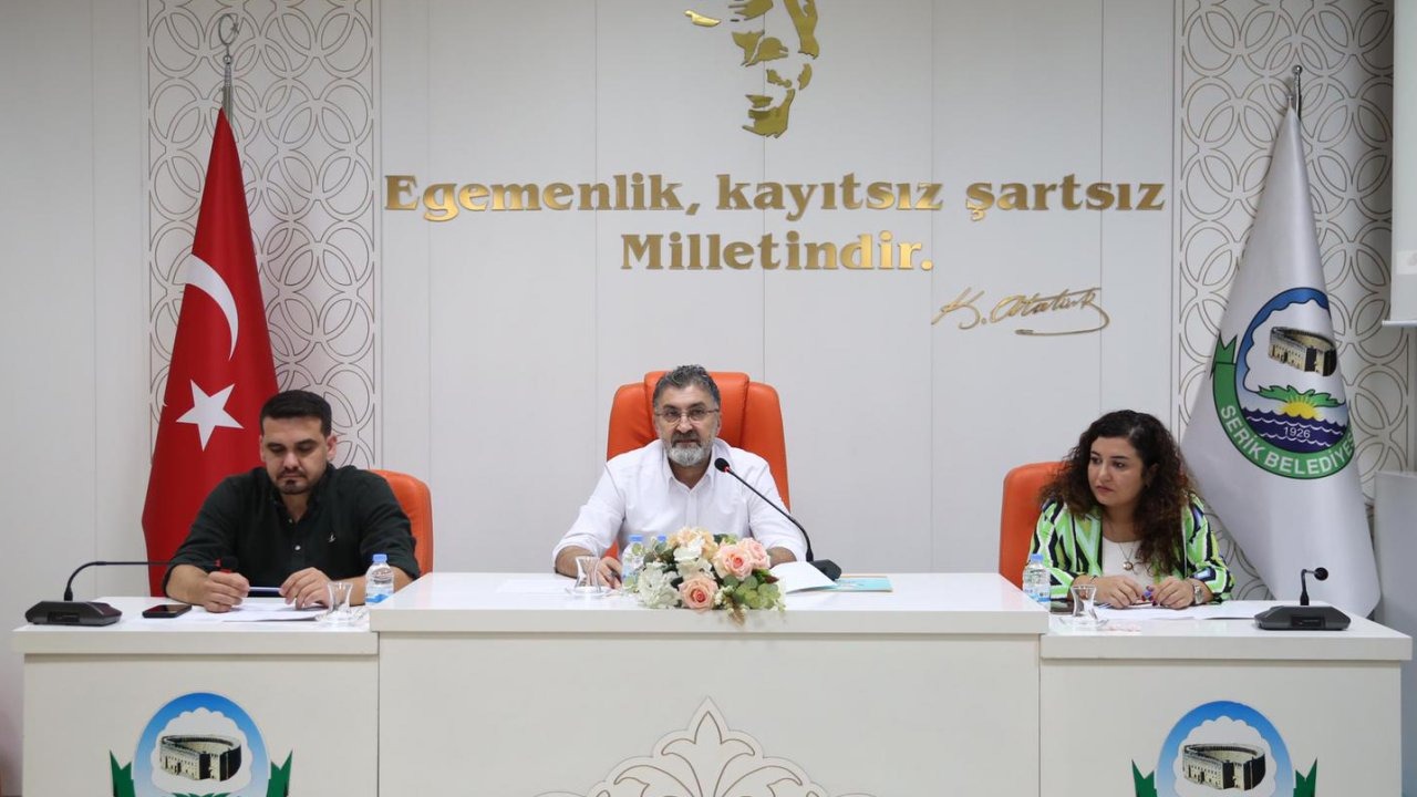 Serik Belediyesi Akdeniz Belediyeler Birliği&#039;nden ayrıldı