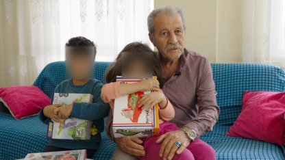 Üç torunuyla yaşadığı evden tahliye edilmek istenen dedeye iyi haber