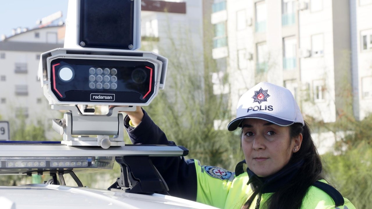 Yapay zekalı radar sistemiyle 4 şeritte aynı anda tarama