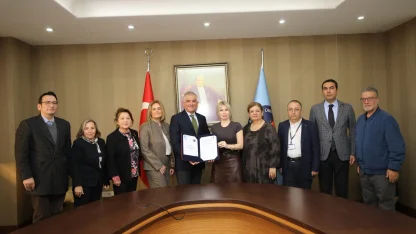 Akdeniz Üniversitesi Hastanesi’ne anjiyografi cihazı bağışı