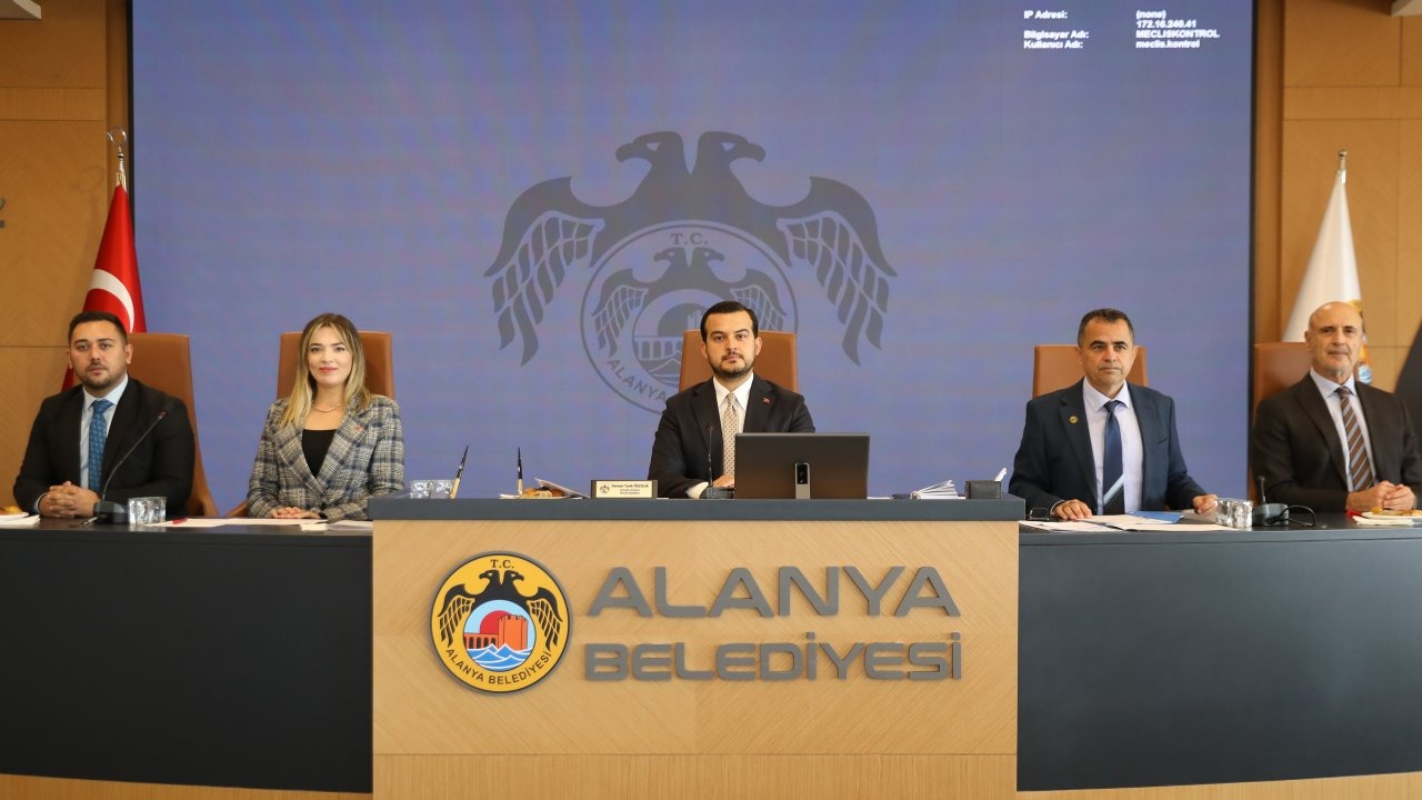 Alanya Belediyesi&#039;nde yılın son meclis toplantısı