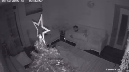 Antalya 4.3 ile sallandı, deprem anı güvenlik kamerasına yansıdı