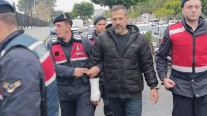 Antalya’da tartıştığı oğlu tarafından silahla vurulan babadan acı haber