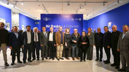 "Bir Başka Antalya 3" sergisi ziyarete açıldı