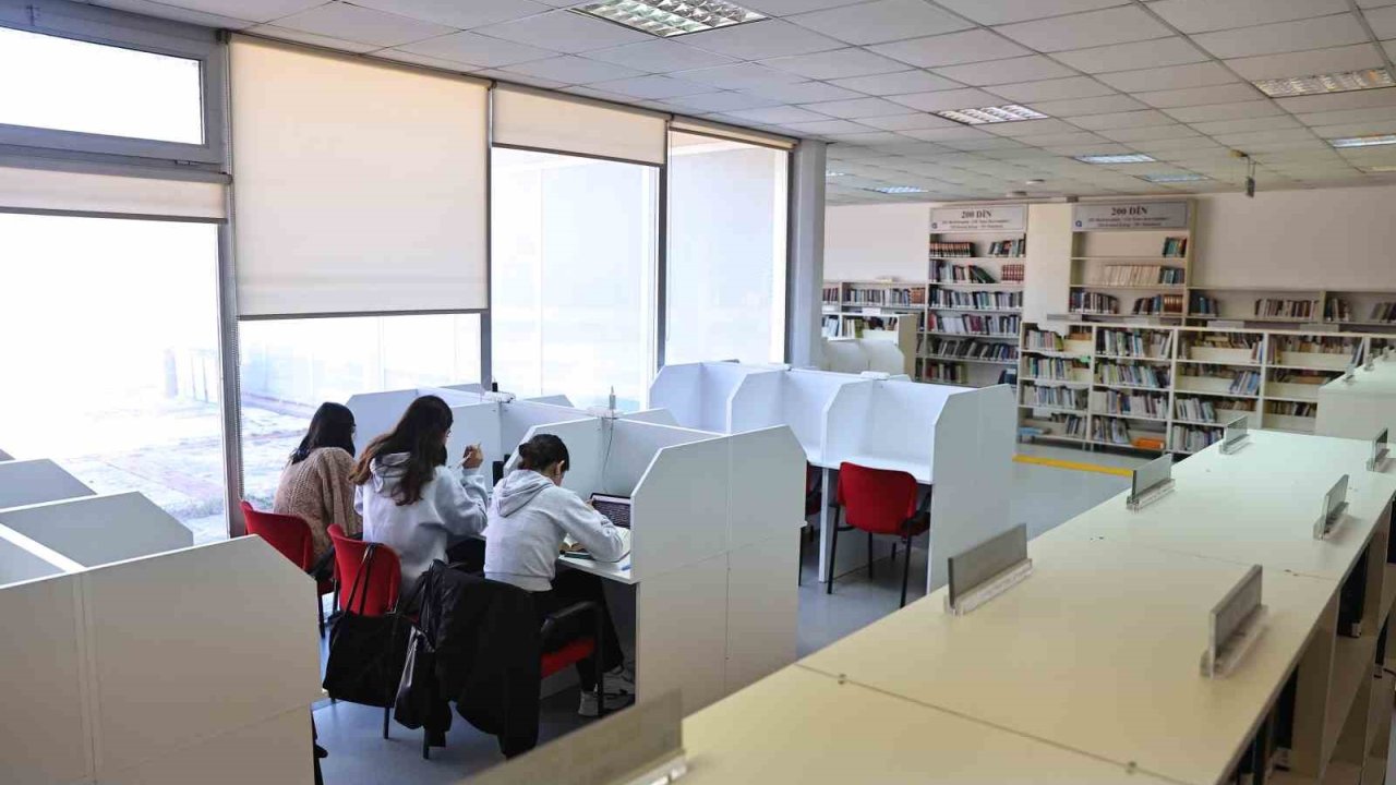 Büyükşehir ödünç kitap sistemiyle okuma kültürünü geliştiriyor