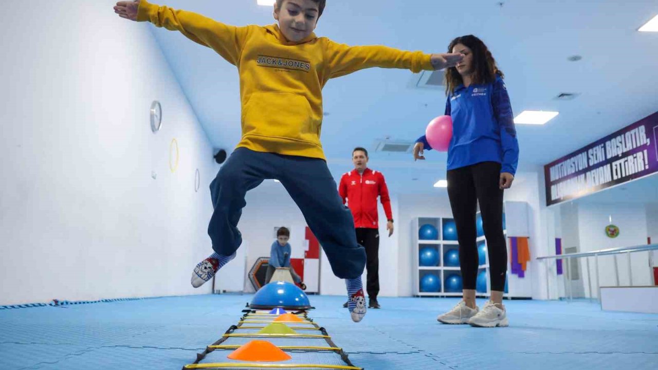 Büyükşehir&#039;den özel gereksinimli bireyler için spor kursu
