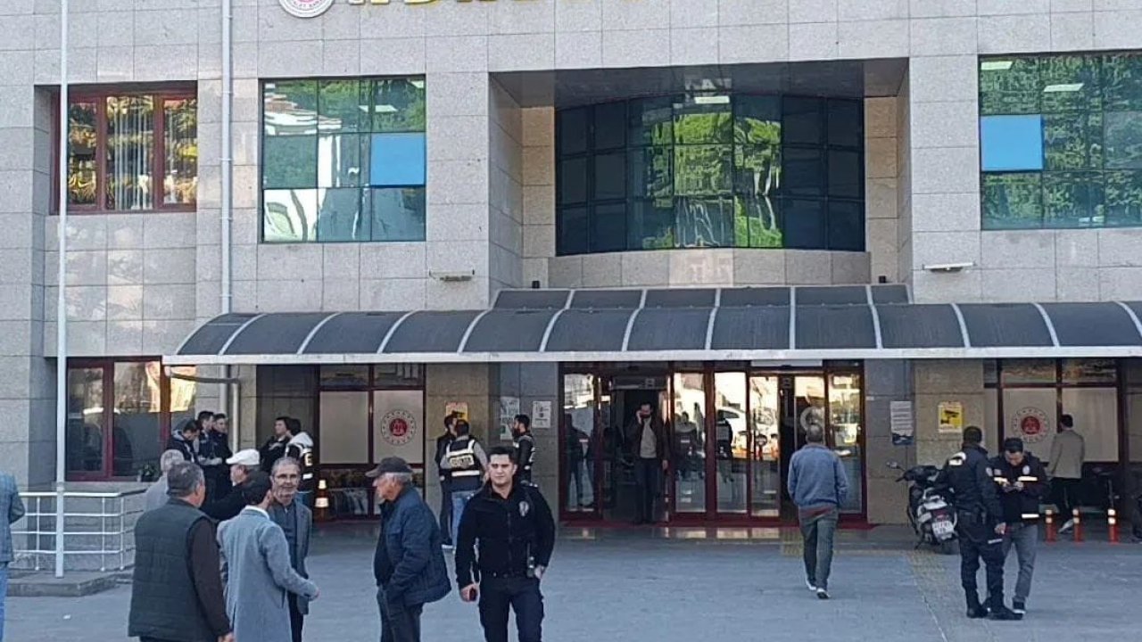 Manavgat Belediyesindeki rüşvet davasında tutuksuz sanık Demir Demir: &quot;Manavgat’ta rüşveti sağır sultan duydu, başkan duymamış&quot;