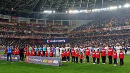 Trendyol Süper Lig: Antalyaspor: 0 - Galatasaray: 2