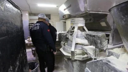 Yeni yıl öncesi Kepez’de fırınlara sıkı denetim