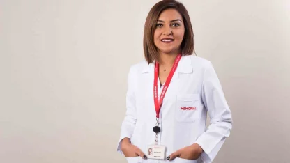 Yılbaşı akşamında yemek yerken pişman etmeyecek 10 altın kural