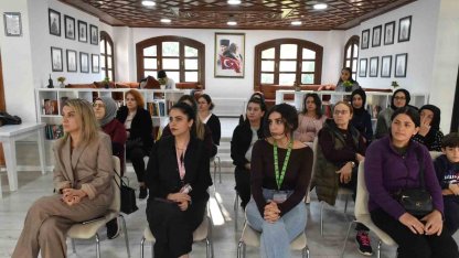 Zübeyde Hanım Kadın Eğitim ve Sosyal Tesisi’nde kadın sağlığı konuşuldu