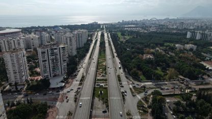 Milyarlık arazi davası; mahkeme kentin en önemli caddeleri için kapatma kararı vermiş